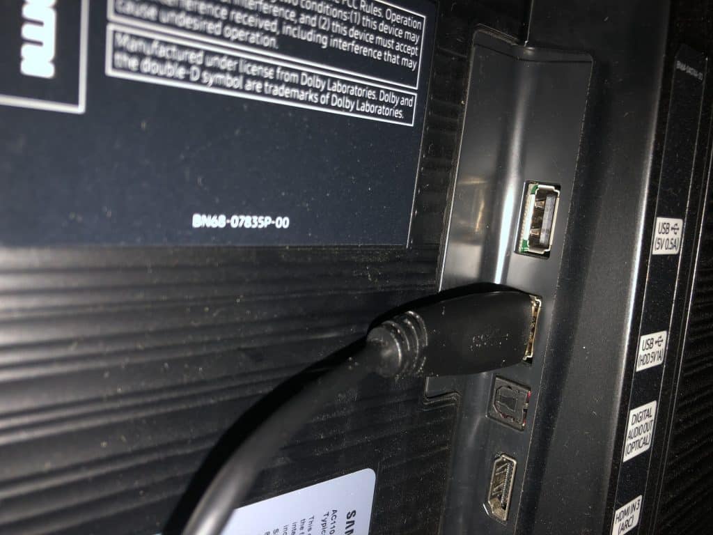 Connect Smart TV and Samsung Tablet with USB port